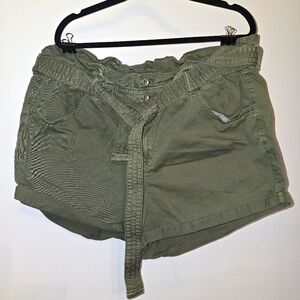 Torrid Green Shorts with tie belt - Size 22 Plus
